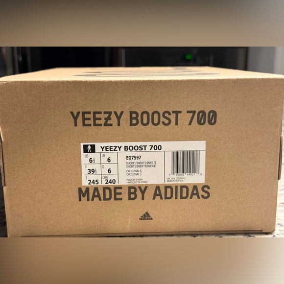 Adidas Yeezy Boost 700 Inertia - Blue - Men's Size 6.5 - EG7597 - Picture 16 of 16